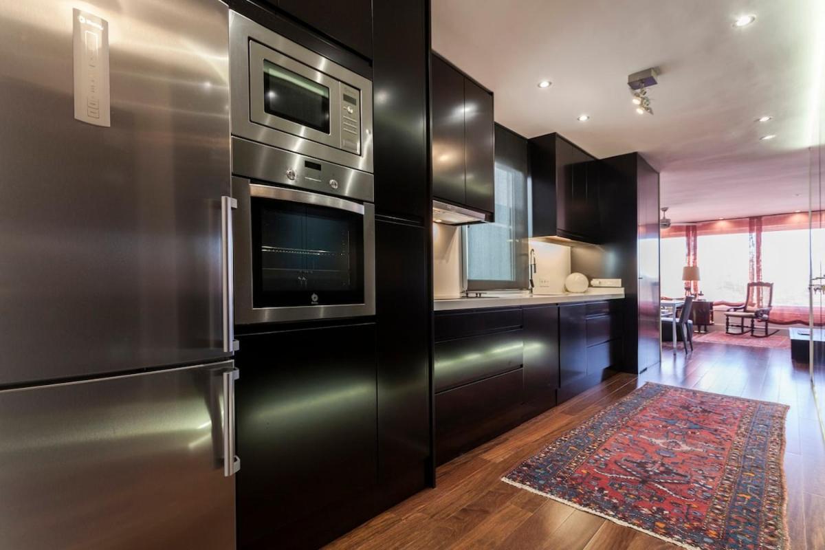 Appartement By Plaza De Espana Overlooking Parque Maria Luisa
